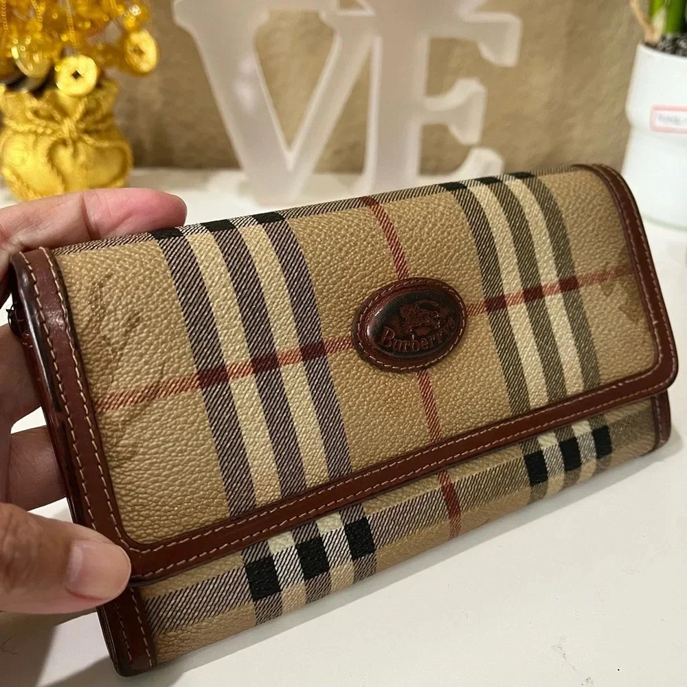Burberrys Vintage Bifold Wallet